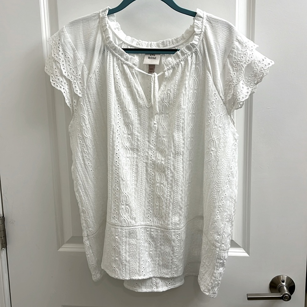 Knox Rose White Eyelet Lace Top